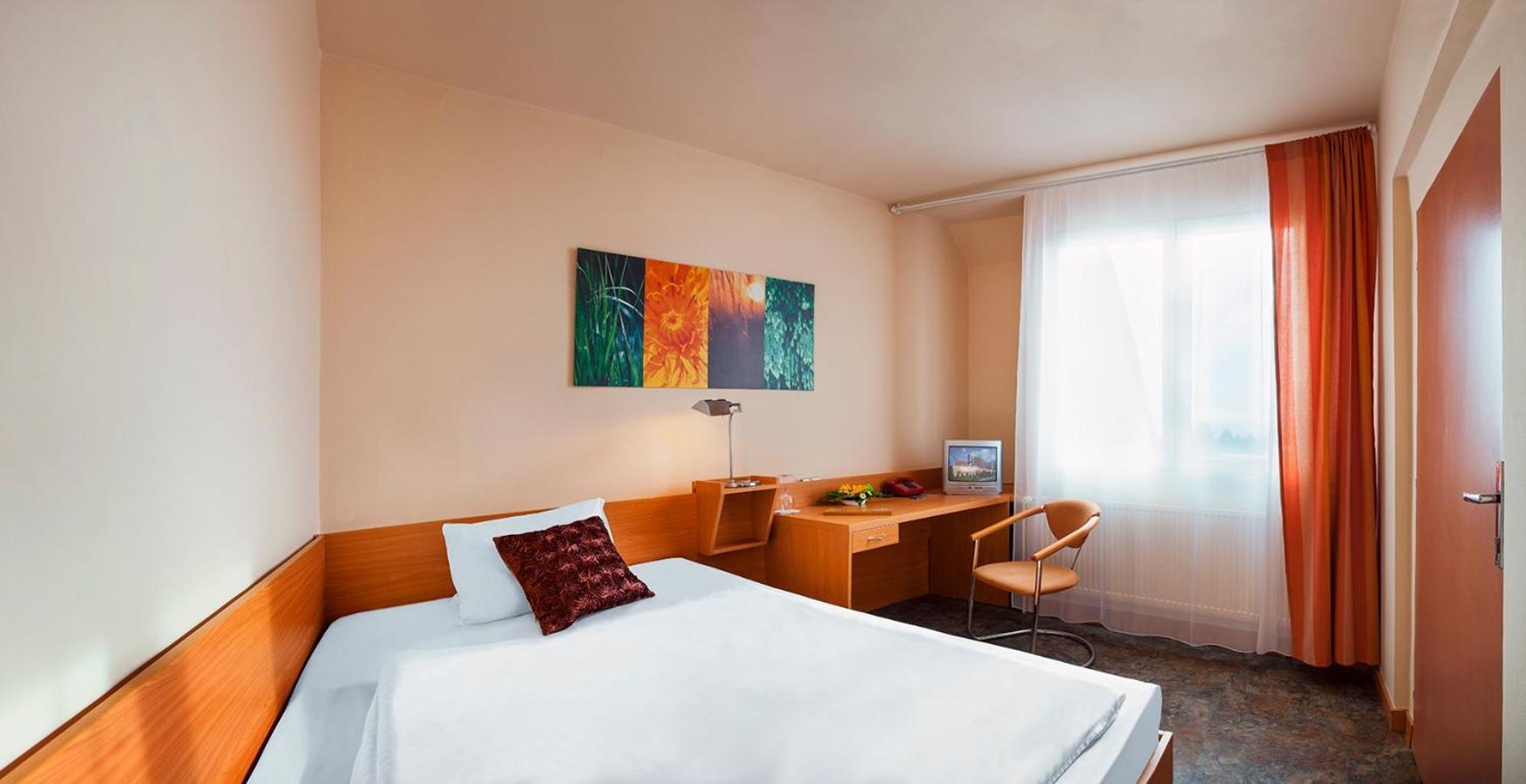 Hotel Benica Benesov  Exterior photo